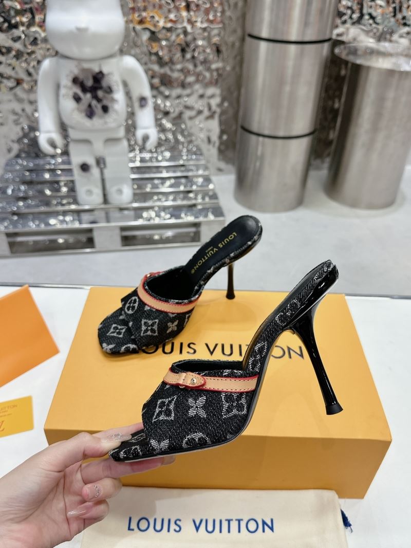 Louis Vuitton Slippers